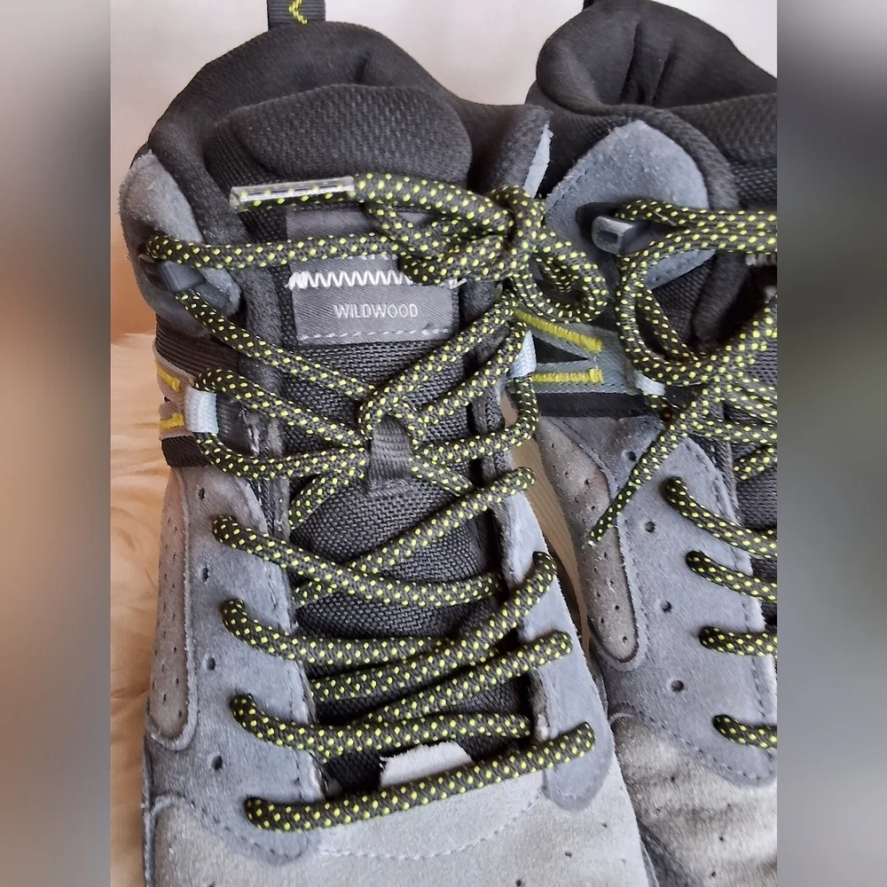 Merrell explore outdoors